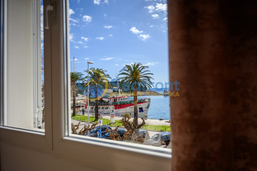 Apartment with Sea View